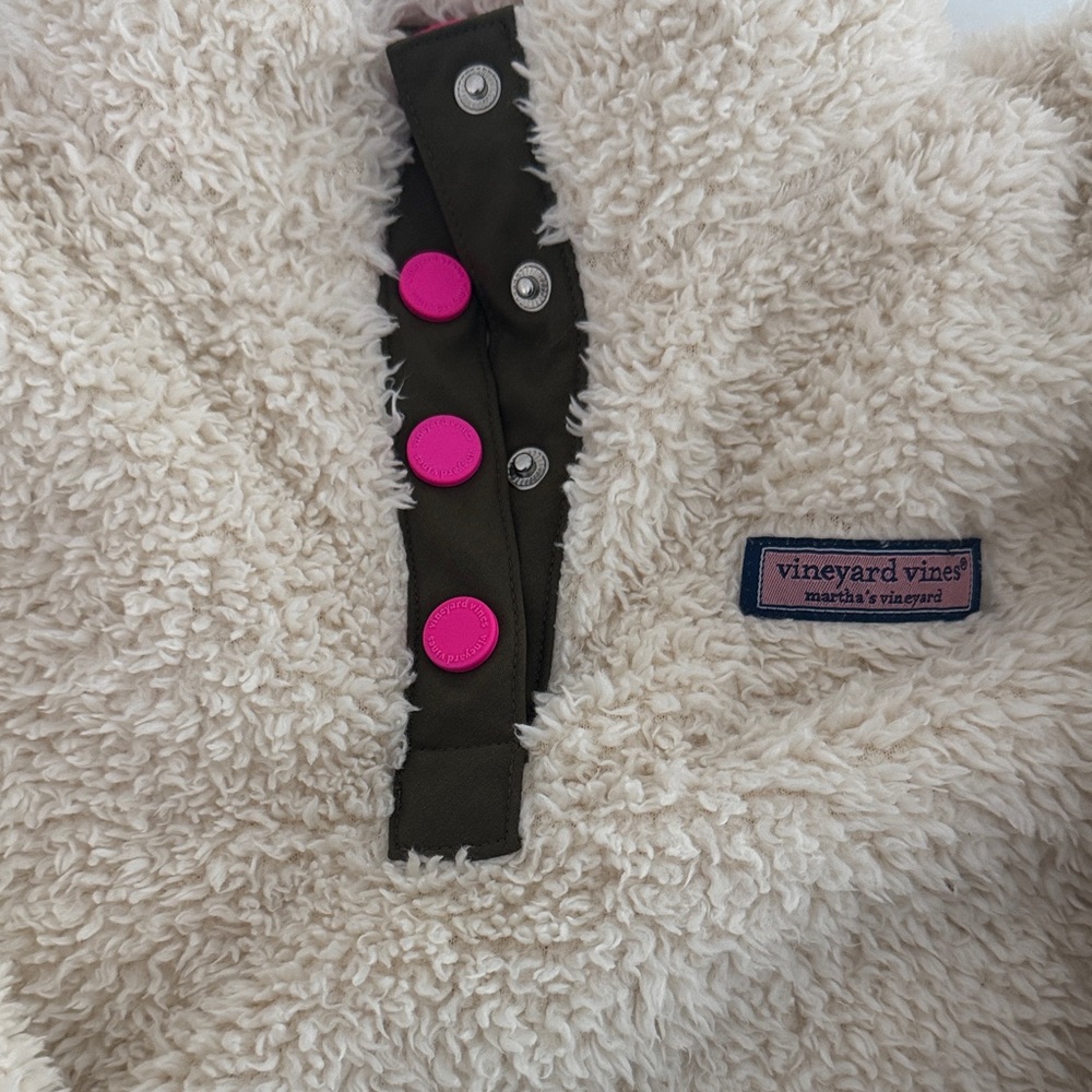 Vineyard Vines Kids' Cream Fleece with Pink and Hunter green Accents.